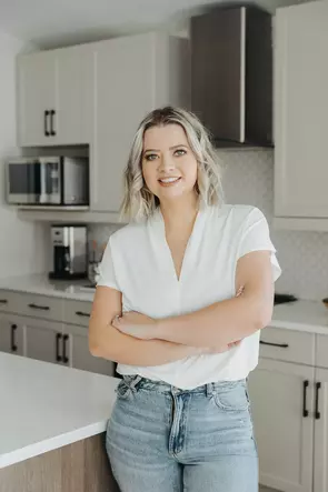 Jaquelyn LaCroix Mahli, Winnipeg, Real Estate Agent
